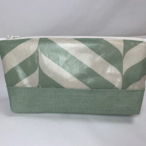 Schminktäschchen mintgrün / offwhite